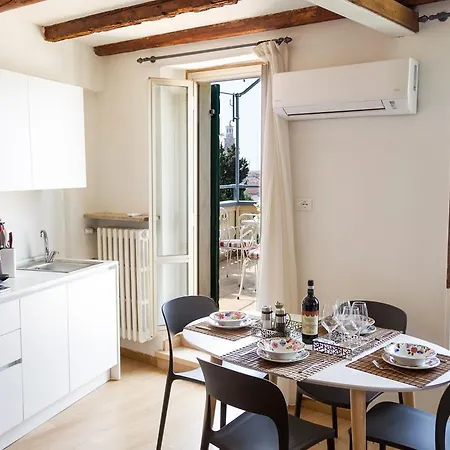 Casa Corvina Apartment