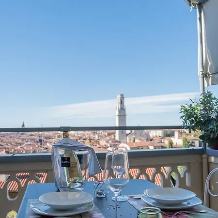 Casa Corvina * Verona