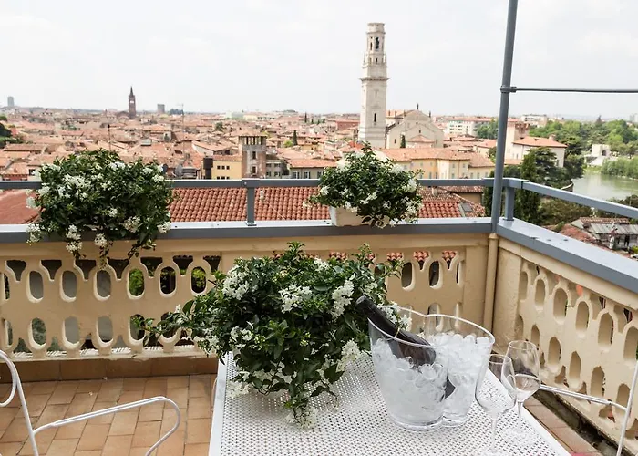 Casa Corvina アパート *