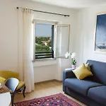 Lägenhet Casa Corvina