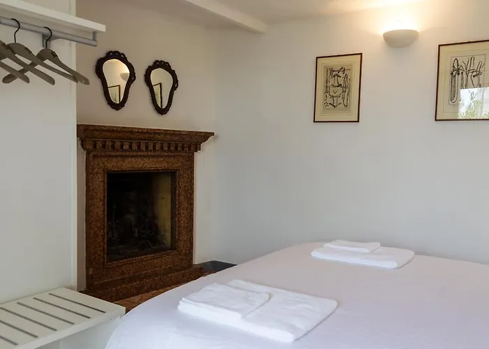 Casa Corvina アパート