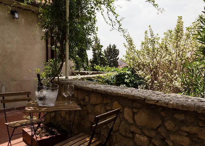 Casa Corvina アパート *